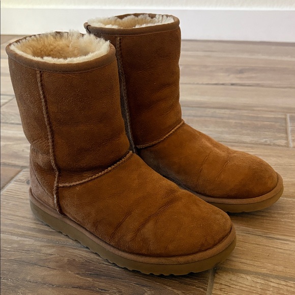 UGG Boots size 8- used, in very good condition - Picture 1 of 7